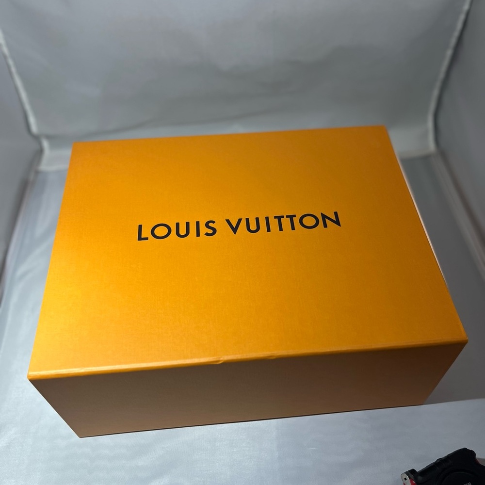 Louis Vuitton Magnetic Lg Orange Box